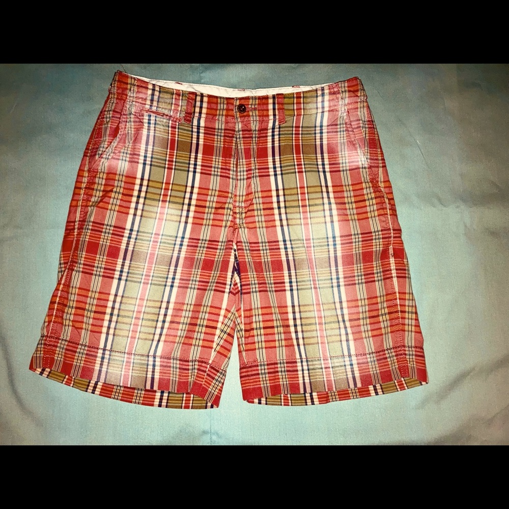 Vintage mens plaid shorts.